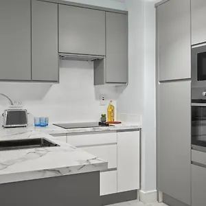 https://spacious-2-bedroom-apartment-on-parnell-st.dublin-hotelsweb.com